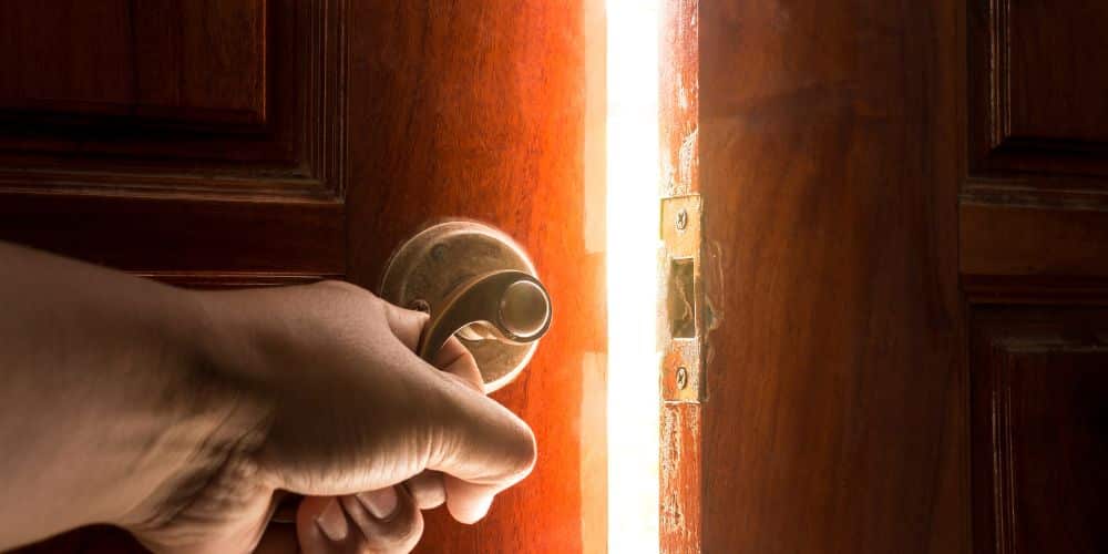 Closing and Opening Doors